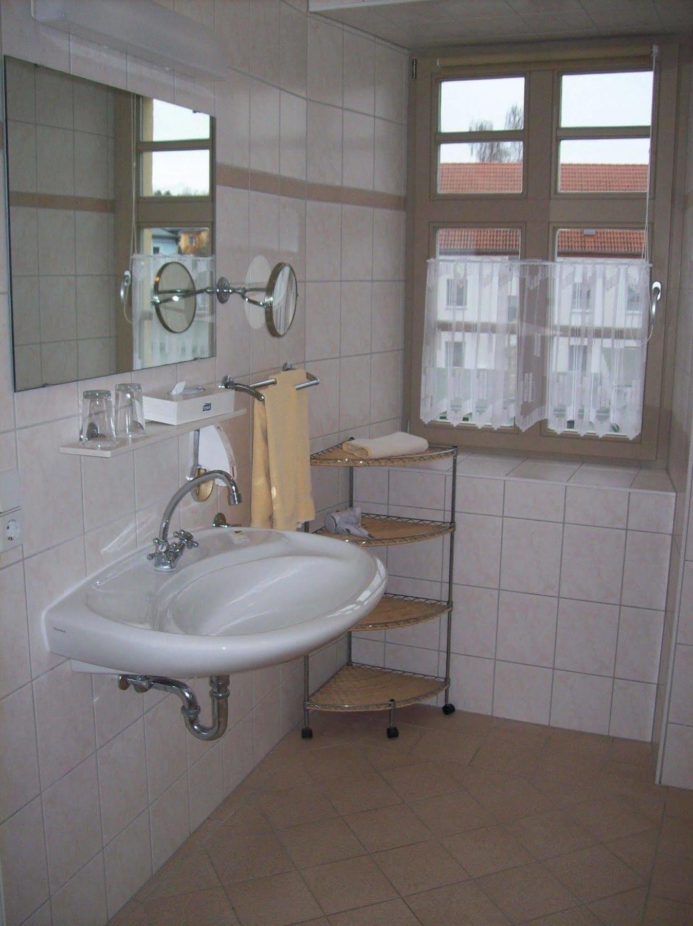 Stadtschloss Hecklingen*** Hecklingen  Ngoại thất bức ảnh